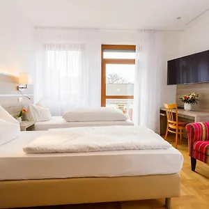 Spitzenpfeil Hotel